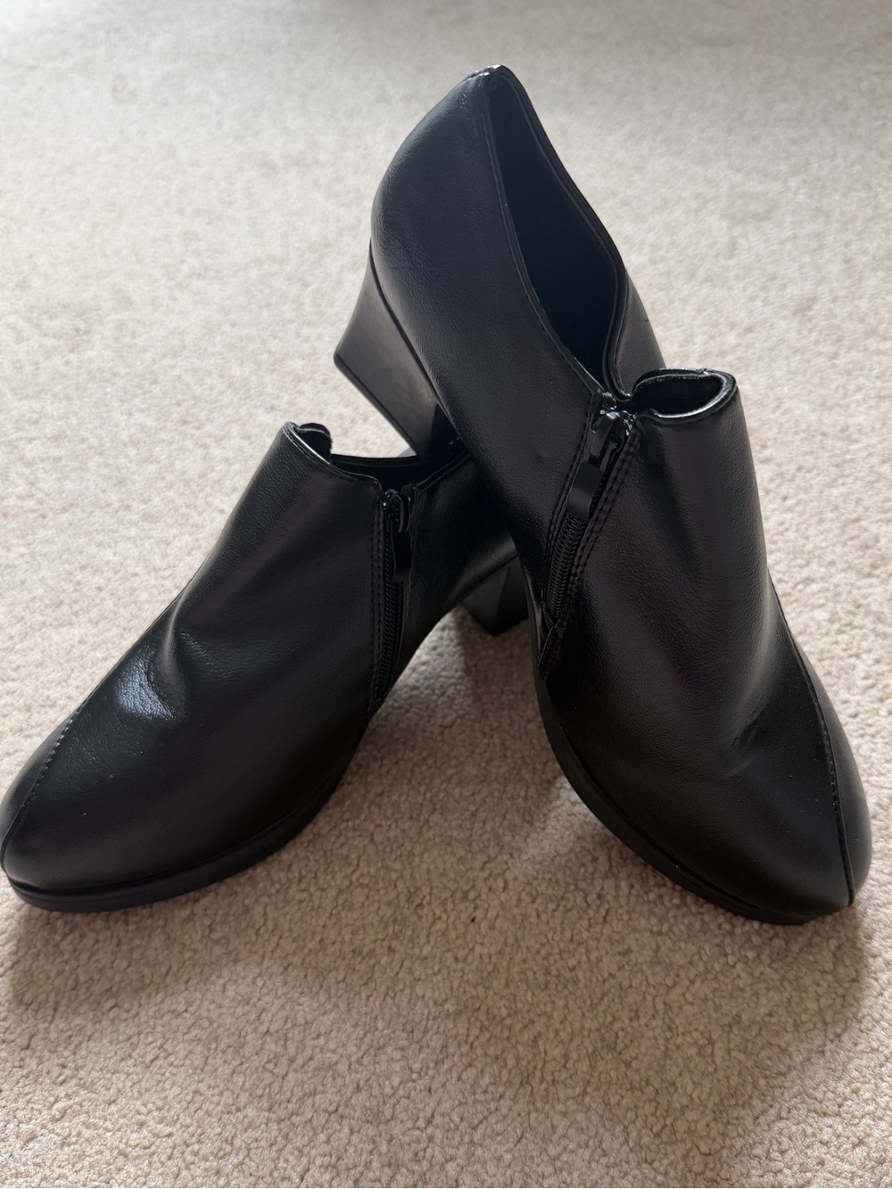 NEW Women’s Black Block Heel Shoes EU 40 Runs Small Office Dress Pumps Zip